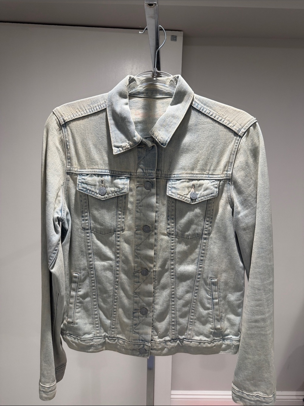 GAP Light Wash Denim Jacket in Pale Blue